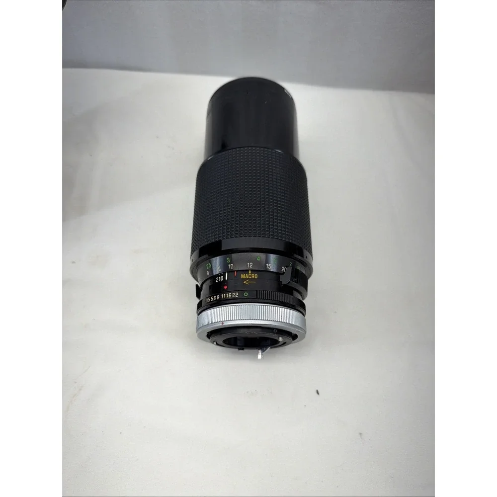 Vivitar Series 1 70-210mm f/3.5 Camera‎ Lens 62mm With Original Lens Case
